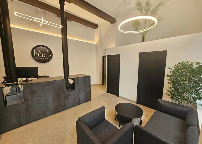 La Perla Suites